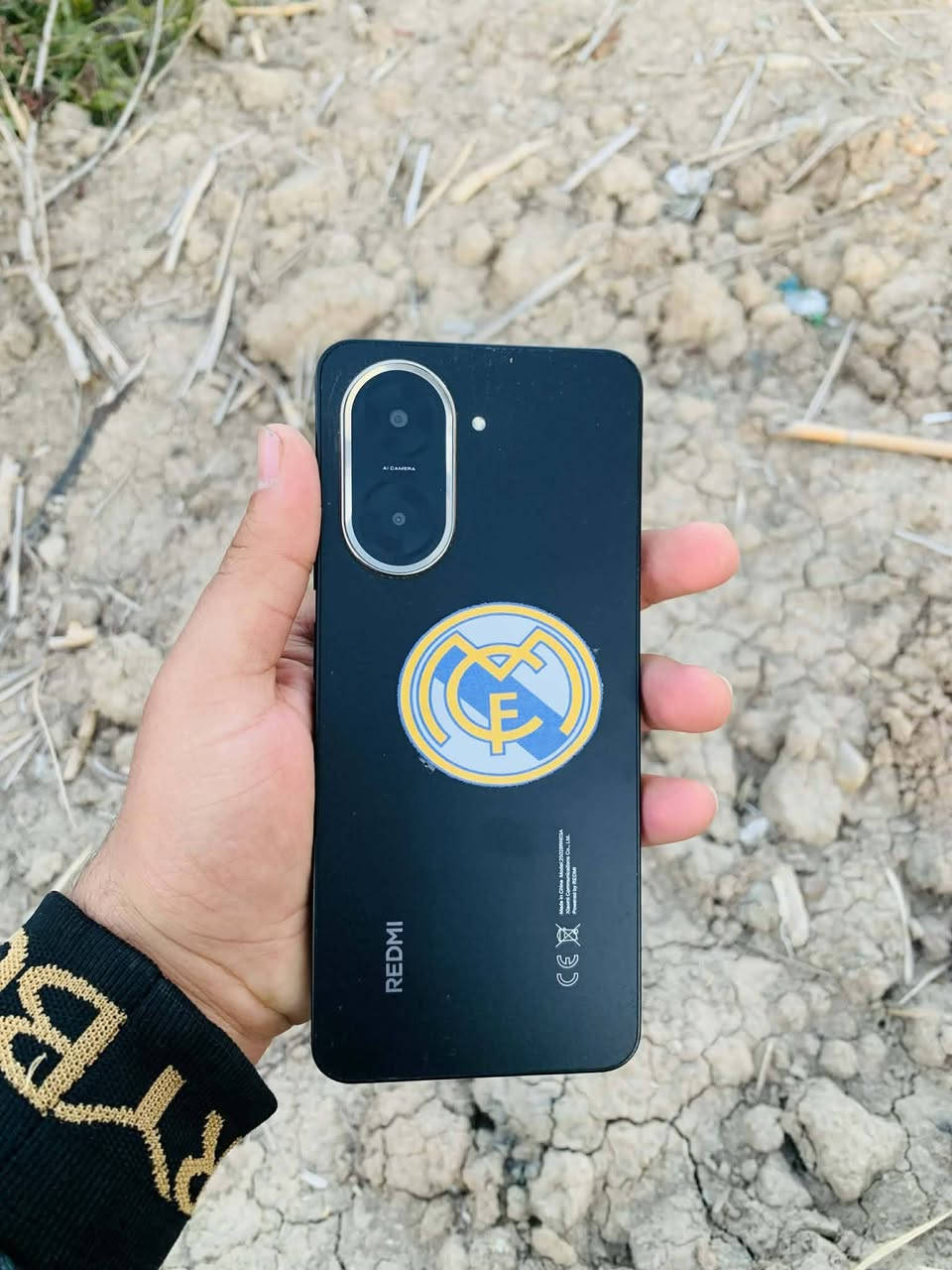 سلام عليكم
ريدمي A5 
بطاريه 5200 
الشاشه 120هرتز 
لون اسود . مكفول كفاله عامه . والكارتونه ويا بس بي فطر بل شاشه مبين بل صور . مراوس ب8 أو 7بلس .  وسعره 95 وبي مجال ماكني بغداد المحموديه . ***********
