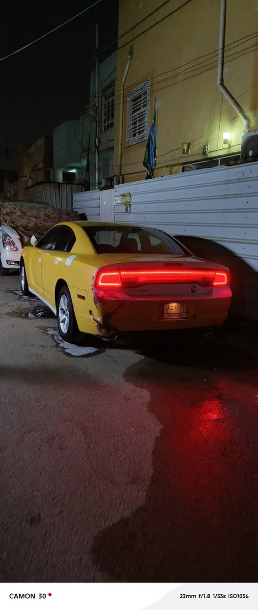 السلام عليكم جارجر للبيع موديل2012رقم بغداد سياره مكفوله كفاله عامه سياره حداديه باتري جدد سياره عايزه ترتيبات مكان سياره ديوانيه وتفاصيل اكثر واتساب ***********
