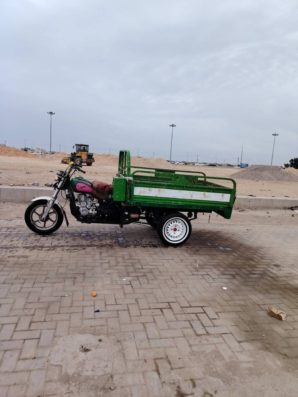 يا الله سلام عليكم كربلائيه موديل 22 ادوات مكفوله عشارين السعر مليون وبيها مجال قليل حك الجيه وأنه بخدمتكم رقم الهاتف *********** حيانيه دور الشرطه قرب المعارض مال سيارات كهربايات شغاله وجهازه
