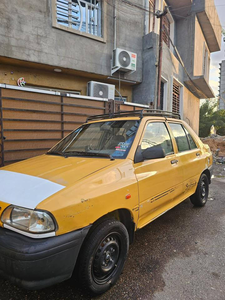 السلام عليكم سايبا ٢٠١٥ مكينه كير حداديه تايرات كلهه جديد تبريد شغال مابيهه نقص هيئه غرامات مصفره سياره باسمي رقم جديد نقص بيهه بس خياسات باقي كله جاهز سعر ٣٤ ورقه  مكاني بغداد الحريه 
***********
