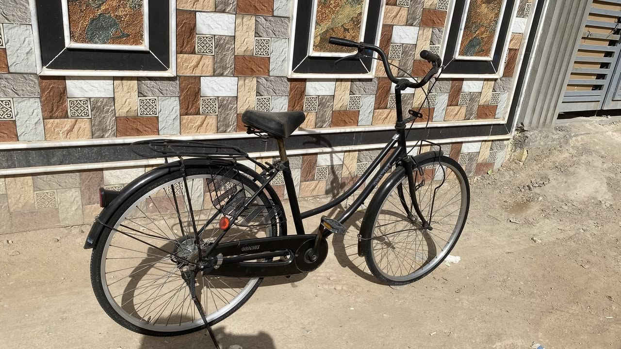 السلام عليكم بايسكل للبيع
بايسكل موديل 2016 نضيف وكلشي ما عايز 

الشراي يراسلني خاص

مكان الحمزة 

***********
