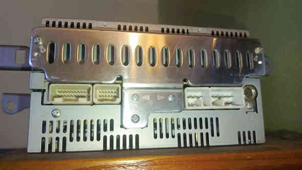 السلام عليكم عندي مسجل بلادي اصلي نضيف 100٪ كورلا موديل 2013  السعر  15الف مكاني بغداد حي الجهاد اتصل ***********
***********
