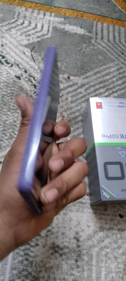 سلام عليكم موبايل للبيع نوت٥٠ برو سعر٢٣٠ عشوأيه١٦+مستخدم اسبوعين نهروان اشمري ***********بي واتساب تحياتي المدير الكروب المحترم
