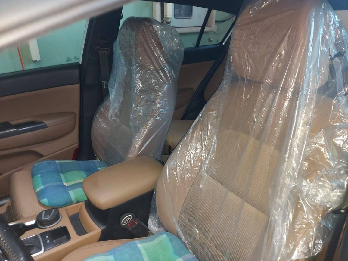 سبورتج 2020
فول موصفات 1/2
سياره نضيفه بدون ضرر
رقم اربيل شرط التحويل
سياره وضع شركه
مكانها الموصل
السعر 220 بيها مجال 
للتواصل ***********
