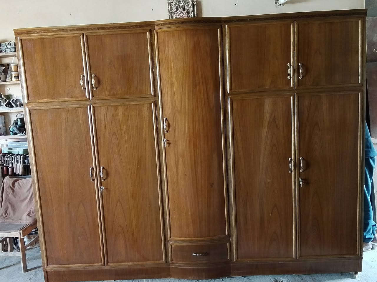 كنتور للبيع صاج انجاره مستعمل شي قليل سعره 350 وبي مجال العنوان سامراء جبيريه  الثانيه مقابل جبيريه الثالثه شارع الحدادين للاستفسار ***********
