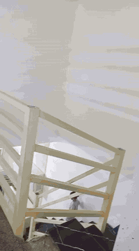 بيت ١٠٠ متر للبيع طابق ونص حميديه شارع المدرسه خدمات كامله *********** تواصل خاص
