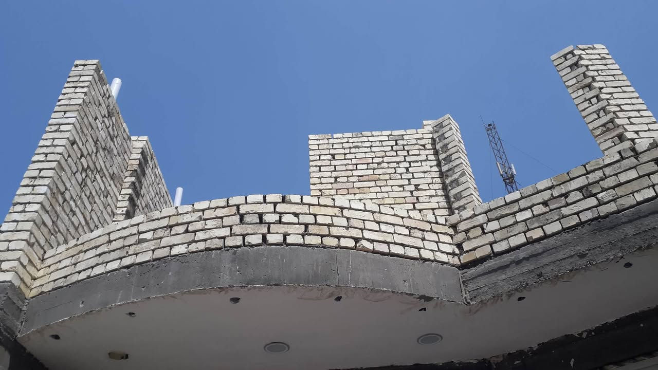 خلفة بناء اشتغل عل دبل وبليوميه راسل الصفحه او اتصل وبيك خير وتدلل***********
