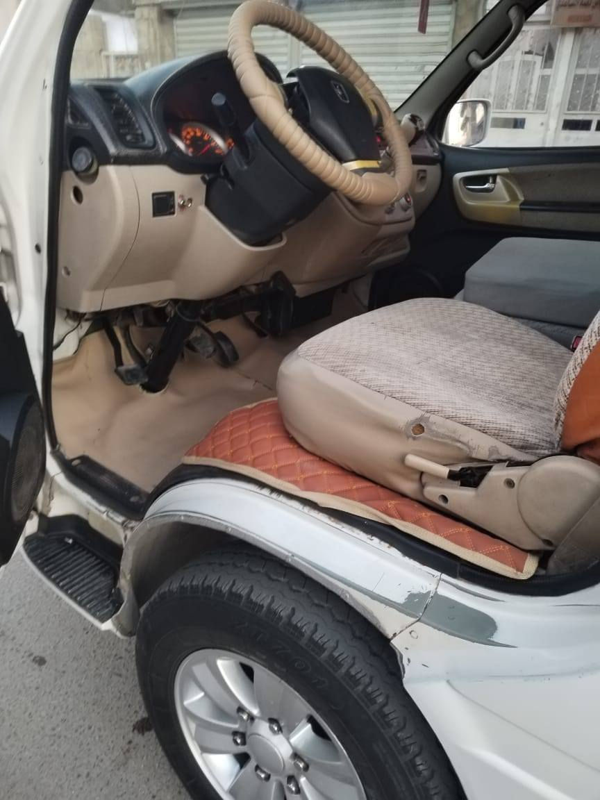 سلام عليكم جنبي اجوان 2014سياره نضيفه بسمي تخم تاير جديد دوشمه جديد مكان بغداد سياره حره***********
