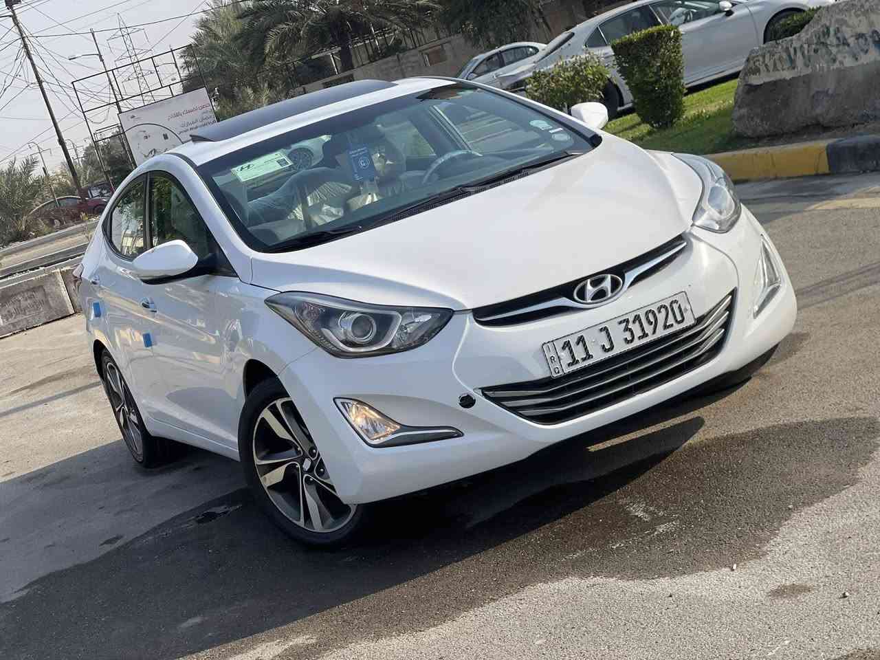 للبيع الانتره خليجي موديل 2016  بيه صبغ صفحه اذر شخوط فول موصفات شاشه كامره مري شفط مكينه 2000 دوش دشبول صاج لايتات لد ويل كب 17 ماشيه 94 K سلايت هواي موصفات بعد 
السعر 117 ورقه 
مكاني السيديه ***********
