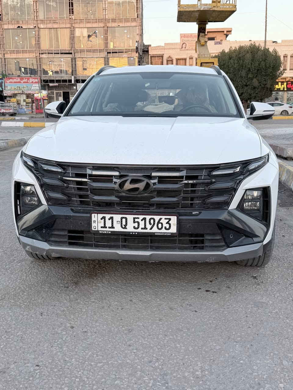 السلام عليكم من رخصه مدير الكروب توسان 2025 مكفوله ماشيه 15 الف سياره اخت الزيرو ضمان الدوليه رقم بغداد باسمي للاتصال *********** او *********** السياره محافضه كربلاء
