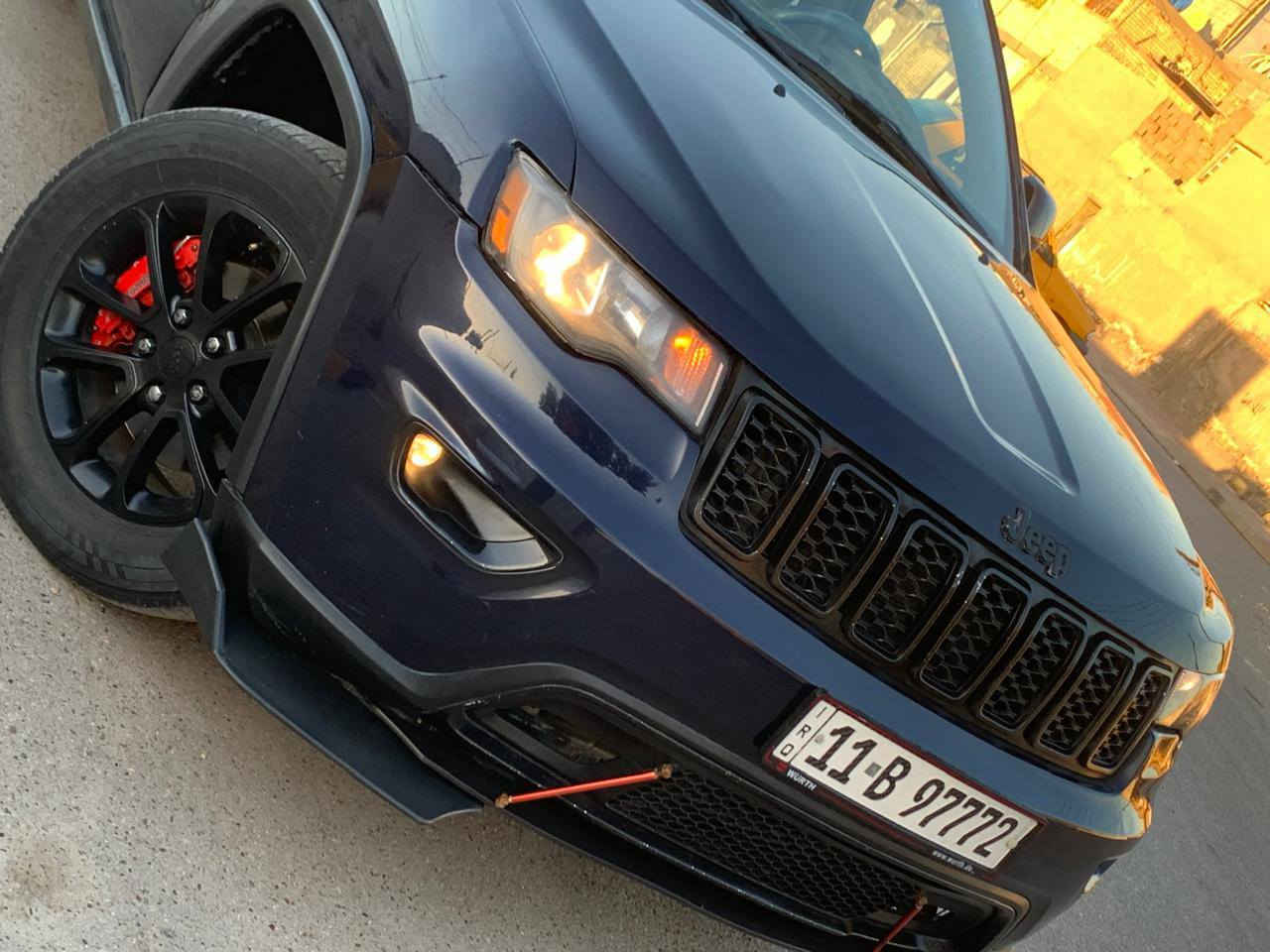 السلام عليكم بيع او مراوس
جيب كراند شيروكي اوفر لاند فول مواصفات لمتدد 
6 سلندر 3600 مكينه وكير جدد حداديتهه جديده 
السياره داخله كلين وهنا بل عراق صاير بيهه حادث الجاملغ الخلفي جهت الصدر وبيهه صبغ مكانات اني ابيع حزام من المخاجل فول مواصفات لمتدد بنوراما ستيرن كهرباء تحكم ستيرن جهتين مري كهرباء كشنات جلد وتتفئه وتبريد بل كشنات شاشه قلاب اصليه كامره خلفيه اصليه حساسات امامي وخلفي اشاير بل مري ويل 18 رقم بغداد الدولي سنويه لل28 شرط التحويل السياره جاهزه بدون نقص/ عنوان السياره بغداد قرب حي اور 
السعر خاص او واتساب 
الاستفسار ***********سجاد
