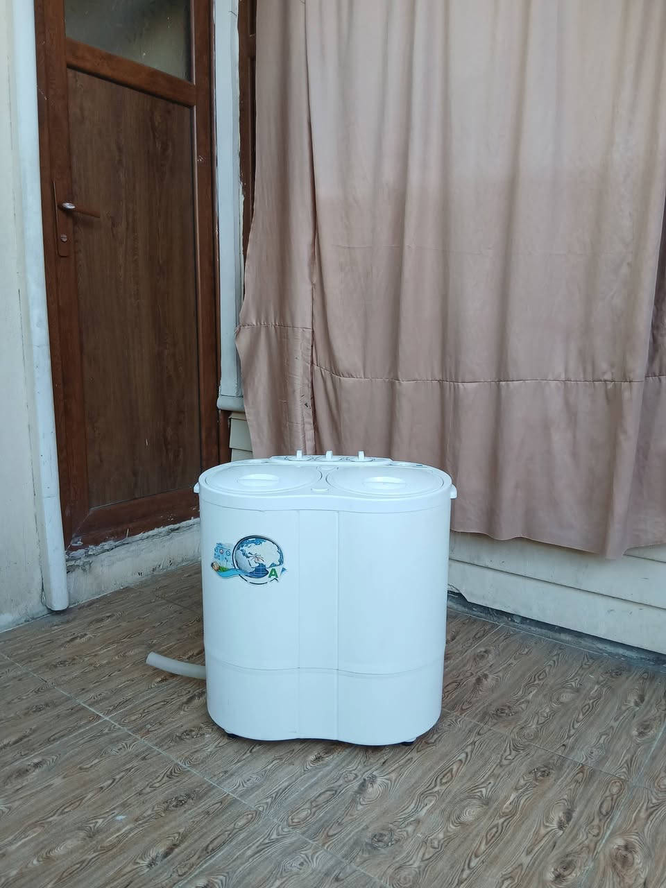 بەناوی خوا
پێداویستی مناڵان ، هە مووی تازە و جوان و بێعەیب 
سعریان گونجاوە و سعری دەسی دون 
هەموی لە سلێمانیە و گەیاندیش هەیە بۆ هەمو کوردوستان
هەرکەس ویستی مەسج بکات یان تێل بکا بۆسعر***********🥰🙂🤩😍
