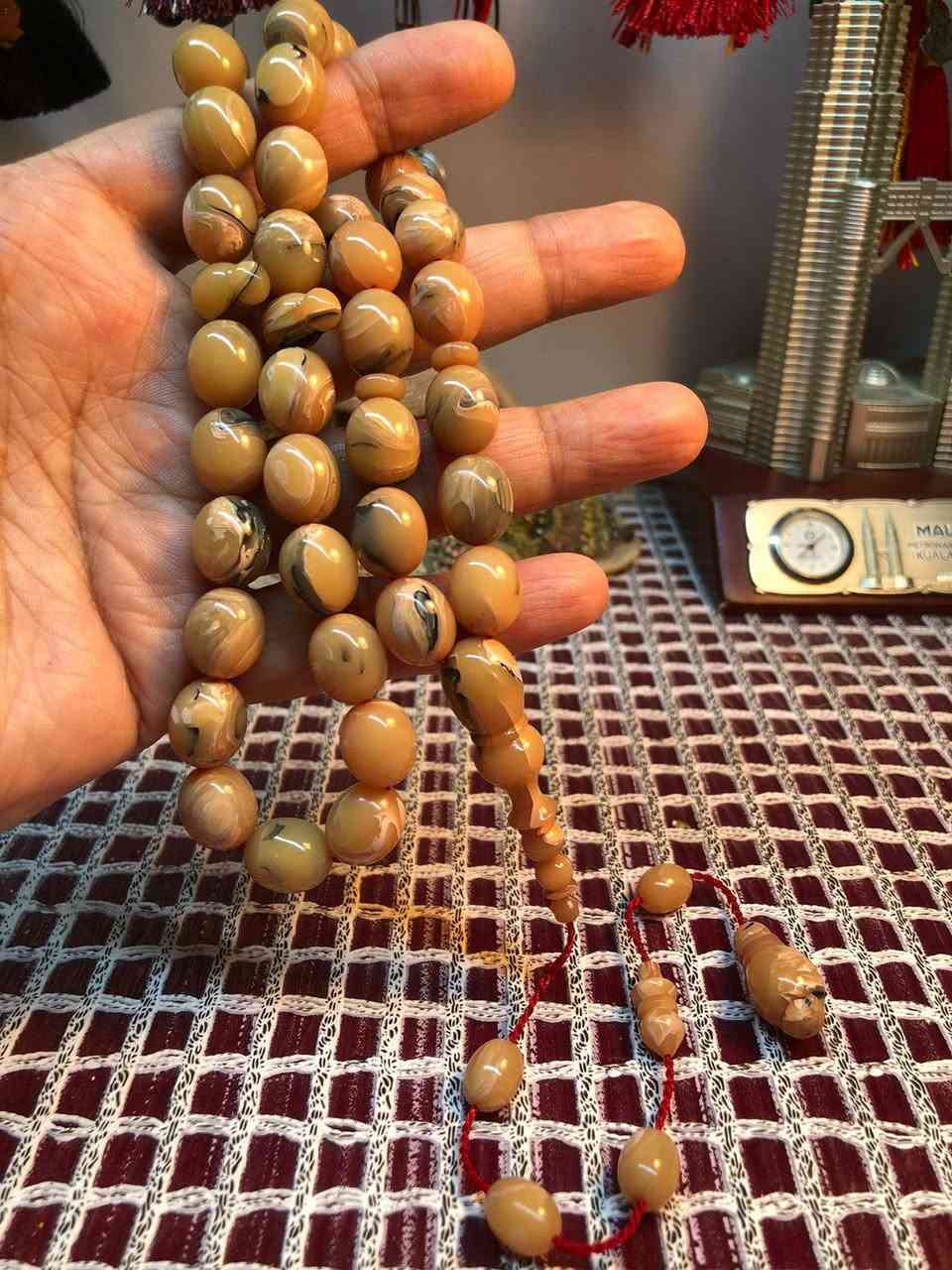 السلام عليكم 
عروض شهر محرم ويشهد الله بسعر الجمله 
مسباح سندلوس مساطب عرگ مرمري تمليكه جراخة اسطه جهاد الفلسطيني خامه اصليه ذمه شرط صلابه وطكه وملمس ناعم 
الوزن 55 غم القياس 12/14 العدد 45 خرزه فواصل كعب الغزال 
السعر 30 الف شامل أجور التوصيل


**إذا كنت صاحب هذا الإعلان وتريد حذفه لأي سبب، رجاءا أرسل رسالة إلى الدعم الفني**