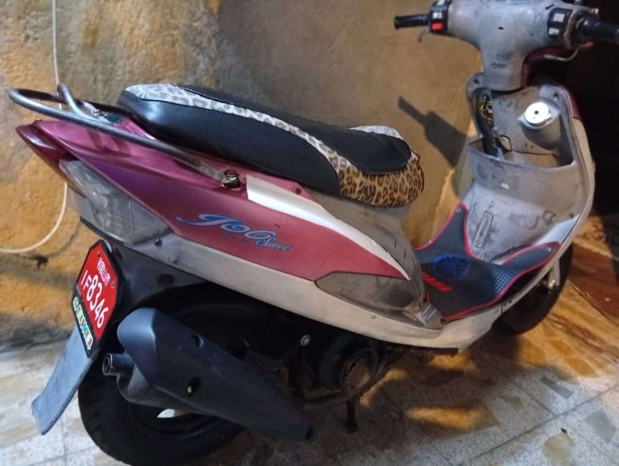 دراجه للبيع سعر 600 بيه مجال قليل دراجه بس ولفات دراجه كهربائيات شغاله لايت زنون هورن نكره وسلف دراجه كدام عيونك الرقم بس واساب ***********
