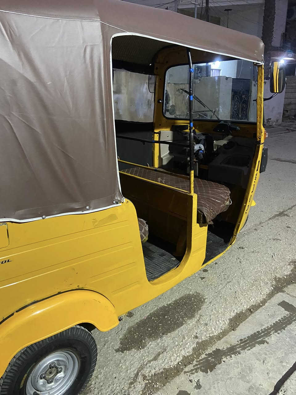 سلام عليكم تكتك موديل 2019كامله ما بيه نقص 
الدوره سكان 
سعر 6000بيه مجال بسيط 
***********
