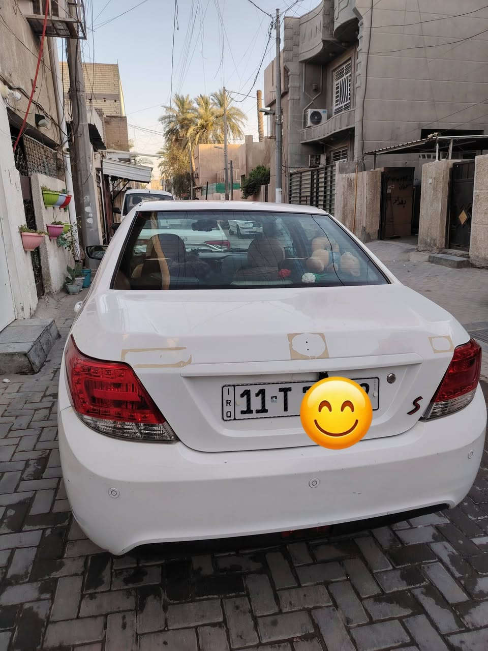📌 للبيع  دنا مديل 2017 سنويه 2028  
📌محرك و كير مكفولات
رقم بغداد دولي  باسمي تحويل ثاني يوم بيها بس طخة صغيره بحافة البنيد مثل مموضح بالصور
تبريد ثلج 
المواصفات
1-شاشة لمس + كامرة دوارة 
2-تحكم ستيرن
3-حساسات
4- تحكم بالمري الجانبية كهرباء مع شفط
5- ايرباك عدد 2
6- سماعات عدد 6
7- الكراسي الامامية تحكم كهرباء
8- جرس عند اجتياز سرعه
9- اشاير بالمري الجانبية
10- مانع انغلاق الفرامل ABS+EBD
11- كشافات ضباب امامية + خلفي
12 تبريد خلفي
13- داش كام
السعر ٥٥ 
العنوان بغداد  ‏‪  ***********
