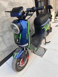 R11 • مستعمل ٣ أيام • بطاريات ٥×٣٢