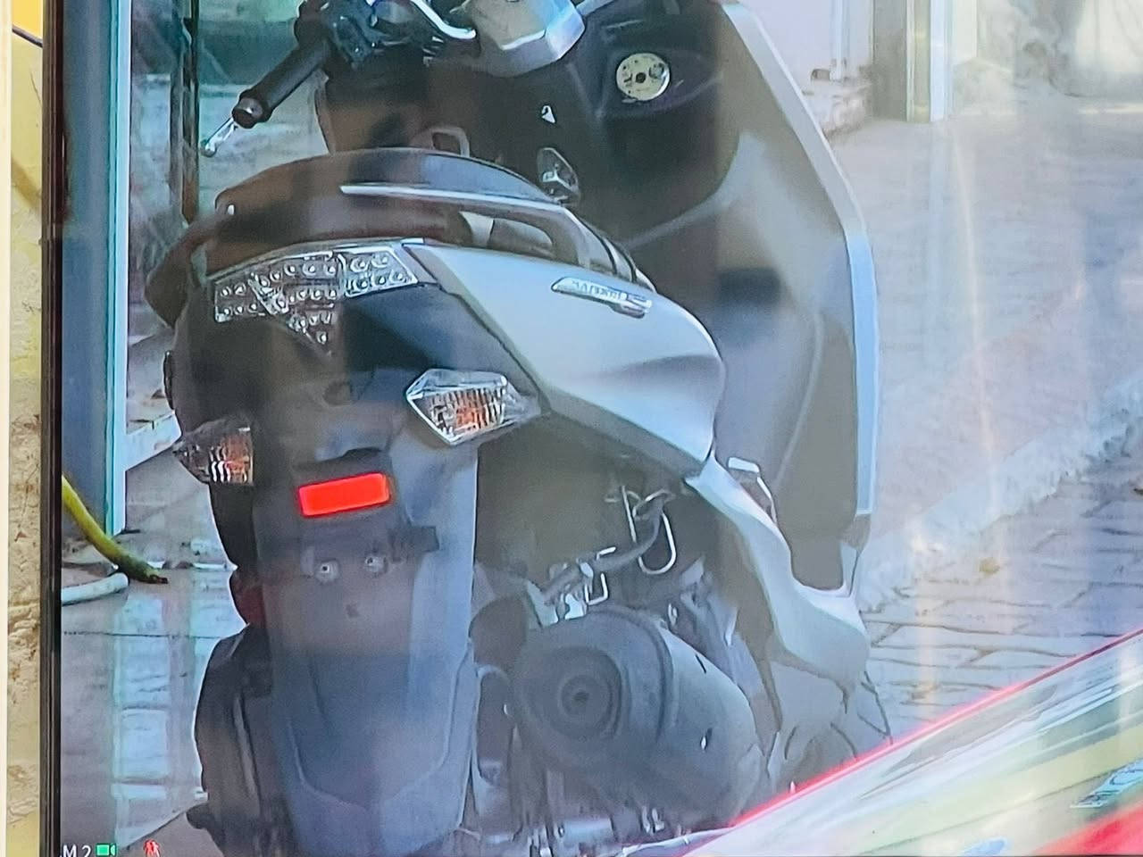 ماجستا للبيع
الدراجة مكفولة كفاله عامة الدراجة نضيفه حيل شخط مابيها زوج تايرات جدد كهربائيات مالتها كامله مابيها اي نقص الدراجة خير من الله شلعه ومعدل باتري جديد كلشي بيها كامل مكمل 
العنوان: ديالى المقدادية 
الرقم :*********** 
السعر : خاص 
واتساب موجود هم
