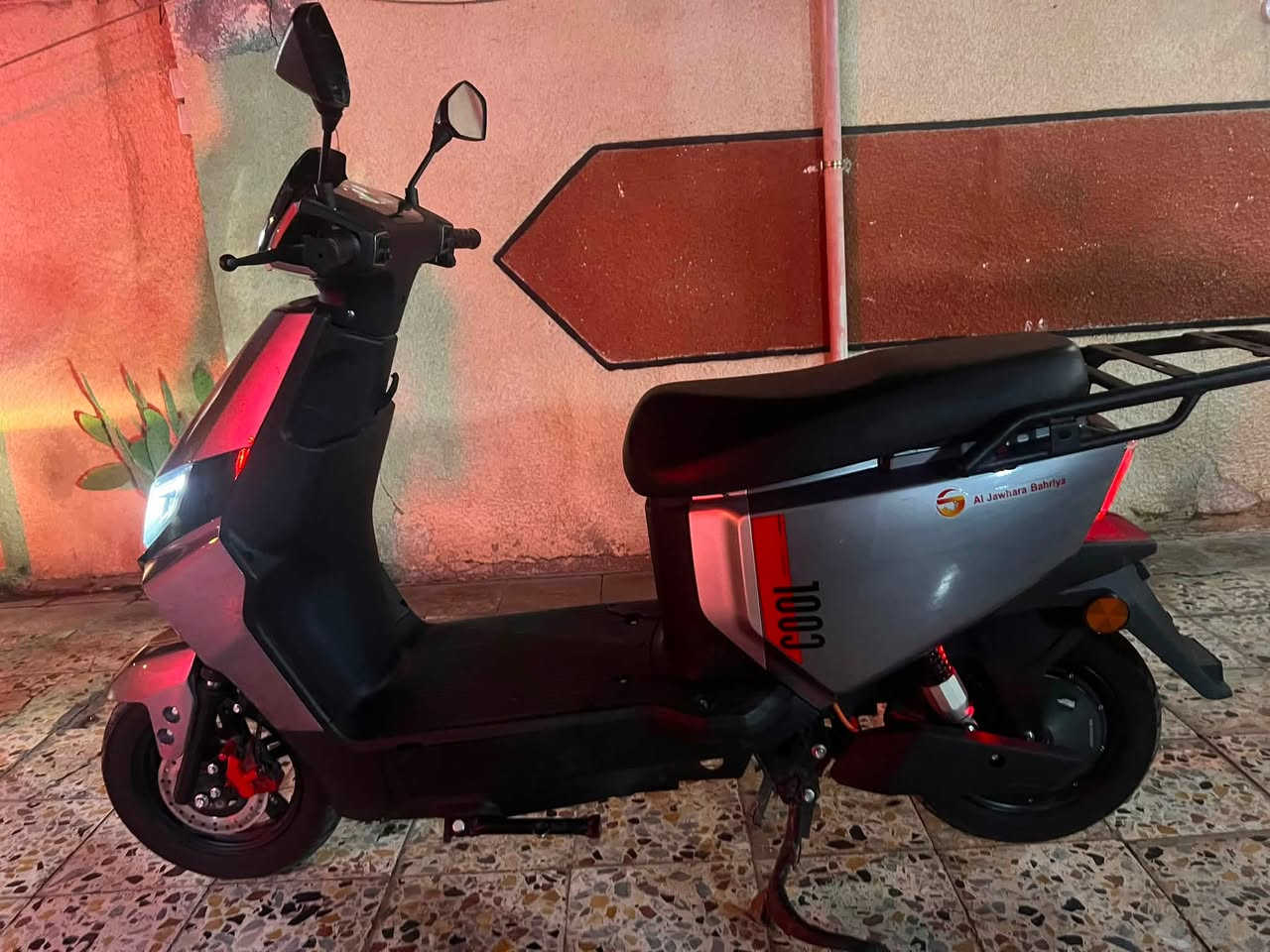 دراجة شحن COOL اشتريتها جديدة بالباكيت قبل ٤ اشهر وما ااستعملها هواي واريد ابيعها ٦ بطاريات تمشيك ٤٠ كيلو بالشحنة سعر ٨٠٠ وخاص ما نختلف انشالله


**إذا كنت صاحب هذا الإعلان وتريد حذفه لأي سبب، رجاءا أرسل رسالة إلى الدعم الفني**