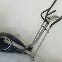 جهاز اوبتكال • شاشة عاطلة • يحمل ١٧٥