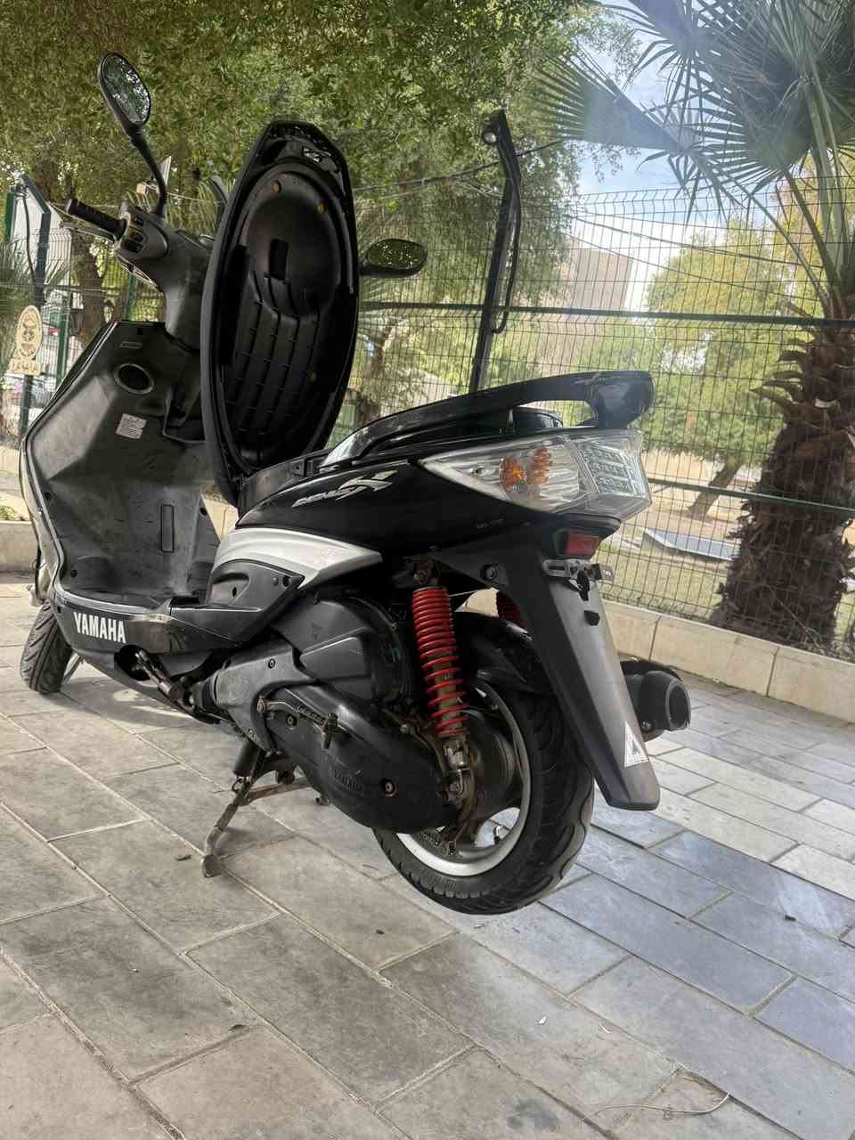 السلام عليكم للبيع سكنس ماشيه ١٤ الف شرط الفحص فحل نوزل خطين الحديث دراجه جديده مال رمبه مكفوله حديث  مكينه ناعمه كفرات اصليه شلعه معدل خير من الله دراجه جديده او حلوه ما بيها اي نقص مال جناي مكان بغداد السعر"900وبيهه مجال قليل
اي أستفسار ***********
