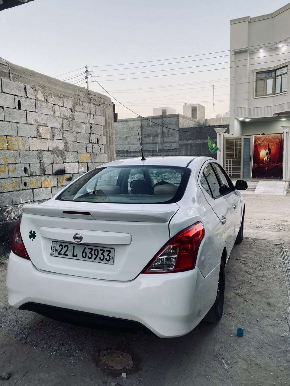 نيسان صني موديل2022
بليته زركه هندي
سياره بيه اماكن صبغ بس ابيع حزام 
مكينه جديده كير جاهزات
دواخل نظيفه كهربائيات كله شغاله
حداديه حلوه
تبريده ثلج
ماشيه200
رقم اربيل نكليزي 
سنويه تنتهي بشهر12وراعي سياره بلبصره
 سعره 90بيه مجال قليل
ماعجبك سعر عبره منشور اكو هواي سيارات 
رقم هاتف***********
مكاني التنومه الشراي يتصل
