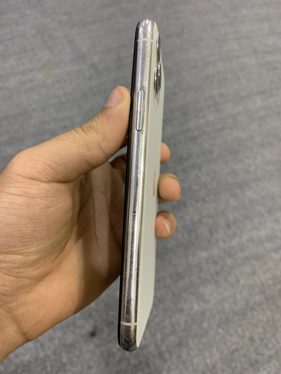 السلام عليكم ايفون 11 برو ذاكره 64 لجهاز مبدل باتري اصلي 100 ومبدل شاشه طبق الاصلي شرط 3 خيارات. كامرات شرط رقم واحد  لجهاز شرط الفحص اي خلل مابي سعر 165 رقم*********** اسيا ***********
