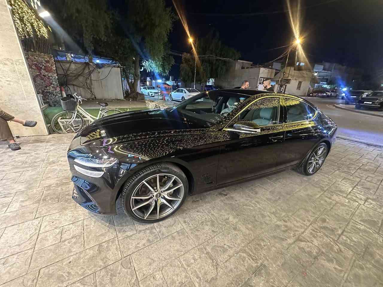 GENESIS   /   G70   /   2023
المواصفات:  

محرك 4

• تشغيل بصمة 🔑  

• كشنات تدفئة  

• تدفئة المقود (Steering Heater)  

• وضعيات قيادة: Eco / Comfort / Sport / Sport+ / Custom  

• Auto Hold  

• داخلية جلد بيجي ملكي حفر 

• شاشة وسطية كبيرة  

• عدادات ديجيتال  

• رادارات أمامية وخلفية وجانبية  

• كشنات جلد كهرباء  

• نظام الحفاظ على المسار  

• مثبت سرعة تفاعلي  

• قيادة شبه ذاتية  

• دخول ذكي مع إنارة ترحيبية  

• إضاءة ترحيبية بالمرايا  

• لايت LED أمامي وخلفي  

الحالة:  

• حادث خفيف  

• بس دعاميه مكسوره)  

  • بدون دواخل وبدون إيرباك 

💰 السعر: 220$

📍 الموقع:بغداد العامرية 

***********

