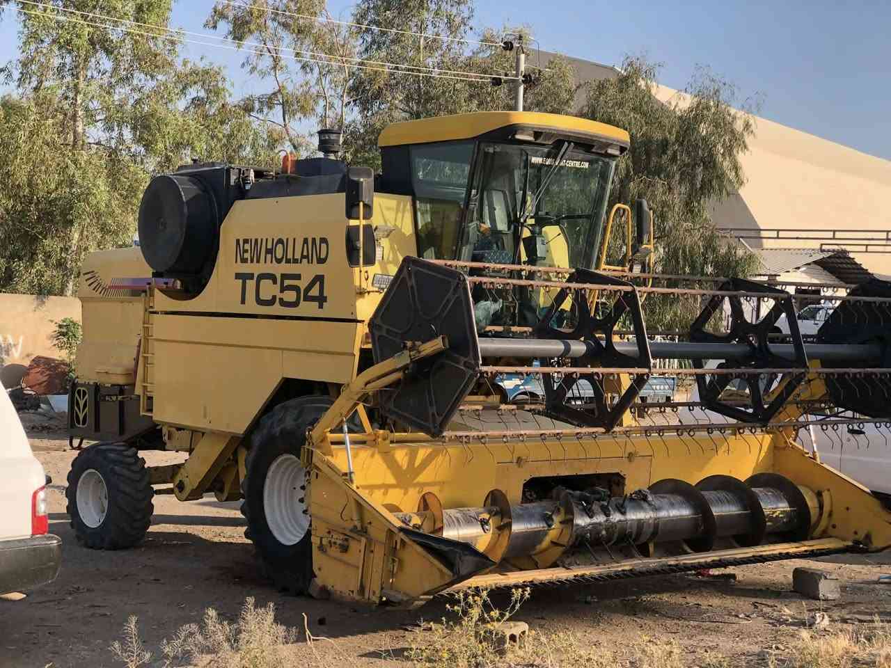 دةراسة نيوهؤلند بؤفرؤشتن TC54مؤديل 2002 مواسةفات هايدرؤ تةپلة 15فوت هاوزنگي سلايدي برغوة  تايةويلي دواوة بيستة راديتةروپانكةوحازينةي گؤراوة بؤموديلتازة ژ.م
***********
***********
