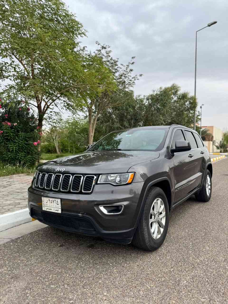 جيب لاريدو موديل ٢٠٢١ ماشية ٦٣ الف حادثها غرق بسيط ممأثر و تقرير الفحص موجود لونها رصاصي غير محدد السنوية بأسمي سعر ٢٥٠ بي مجال قليل مكان البصره ***********
