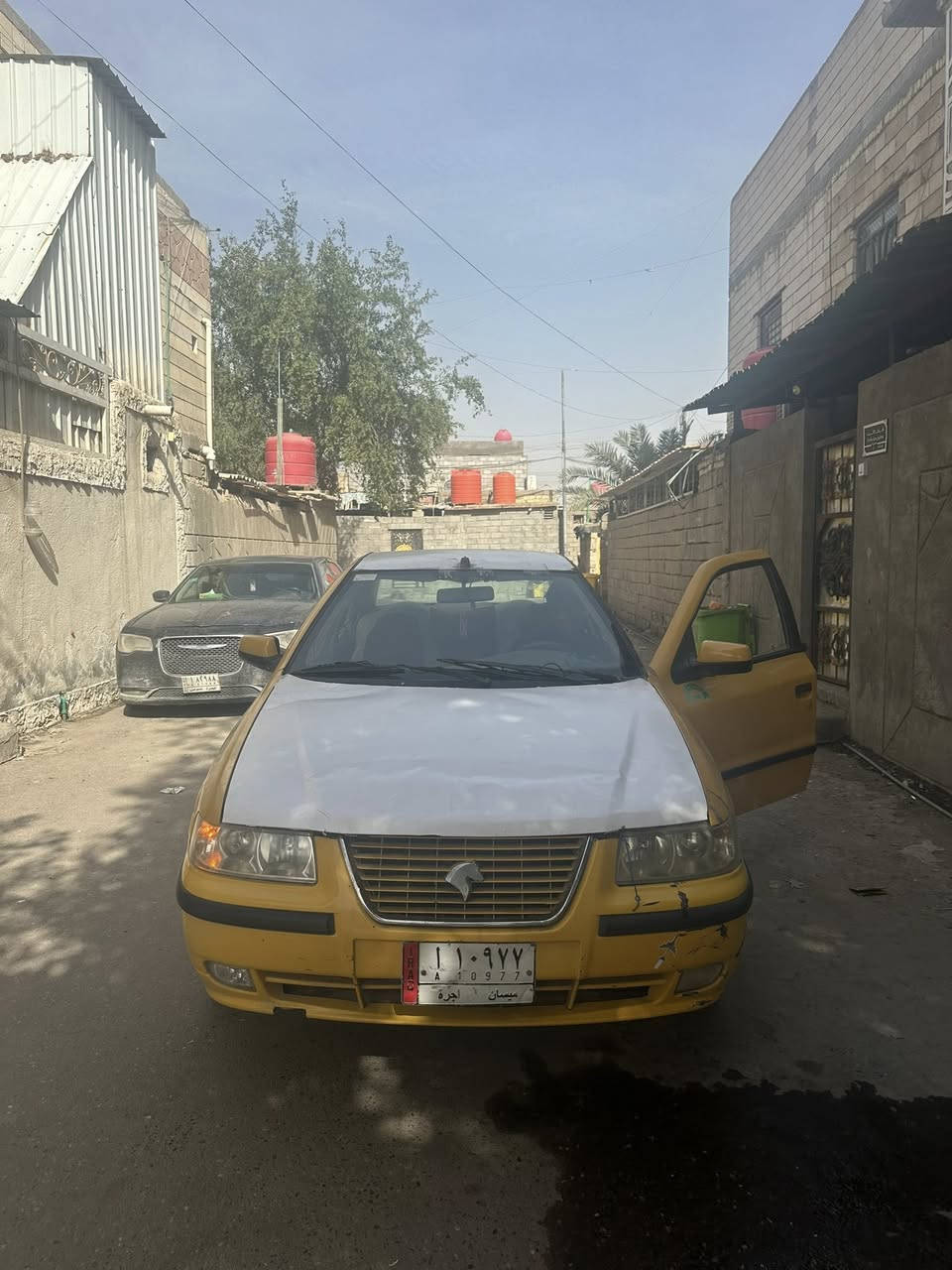 سلام عليكم سمند 2010  سنويه ساقطه مصارلها سنه بدون صبغ مشروع وطني ستوه ماخذها نطلبت وريد ابيع ابيعلك كومه حديد رقمها ميسان رايعها موجود اوكفلك بوصيولياتها كلها بيها منضومه غاز السياره متصرف حلوه مكاني بصره ***********السعر 30بيها مجال
