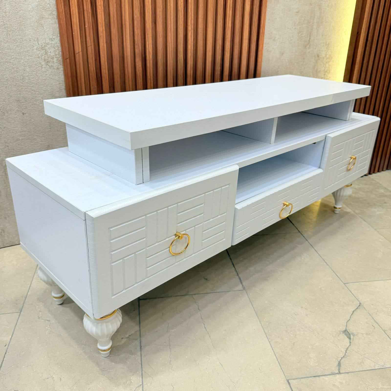 ميز بلازما 120 سم 
ارتفاع 50 سم 
عمق 35 سم 

السعر 90  الف
التوصيل  داخل بغداد 5
اطراف 10
محافظات 15 الصويرة, واسط


**إذا كنت صاحب هذا الإعلان وتريد حذفه لأي سبب، رجاءا أرسل رسالة إلى الدعم الفني**