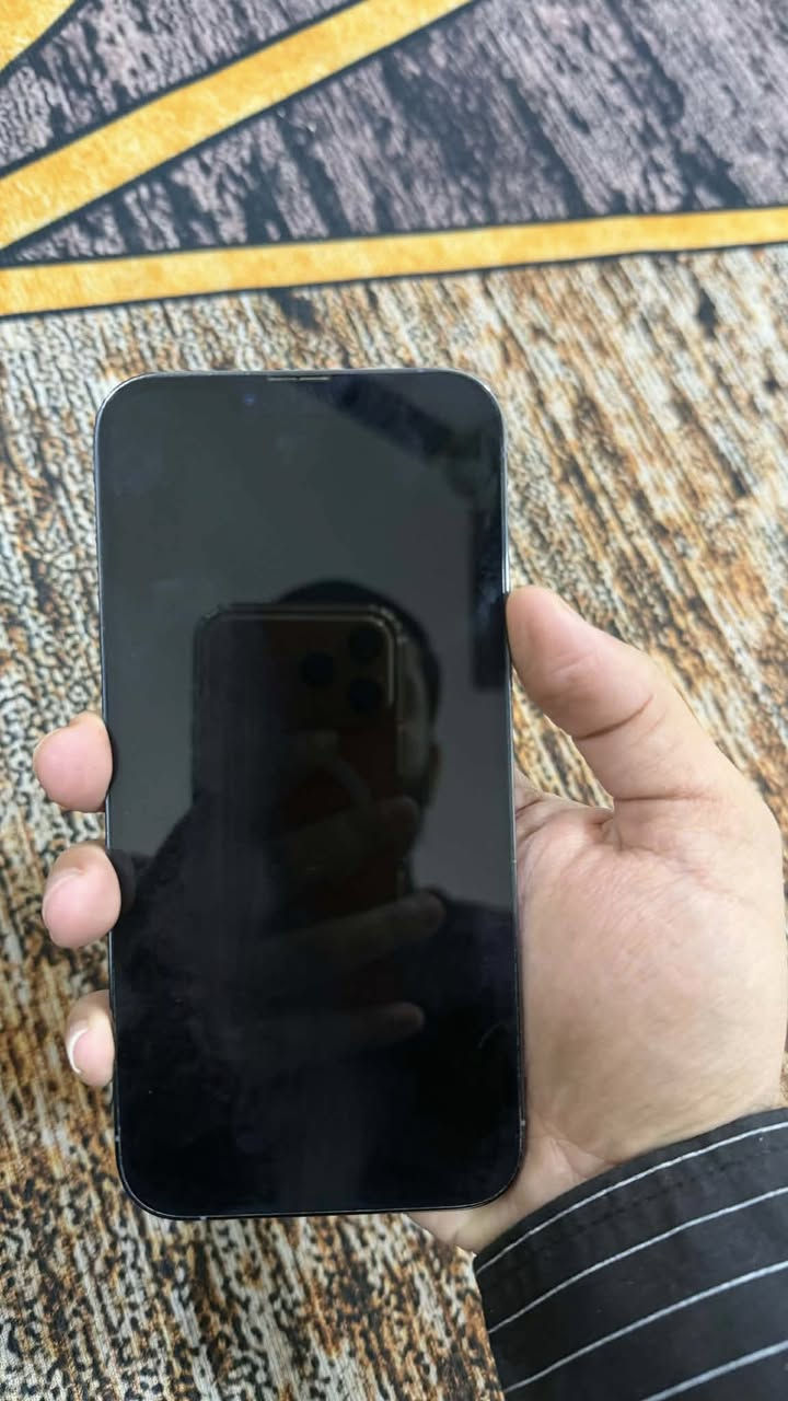 اسلام عليكم ايفون 13 PRO MAXذاكره 256 بطاريه 82 بلاد جهاز وتر شرط ميعبر هوه لون بحري مميز جهاز زلغ مابي السعر 700 مكان بغداد الحسينية يرهم مراوس  ***********
