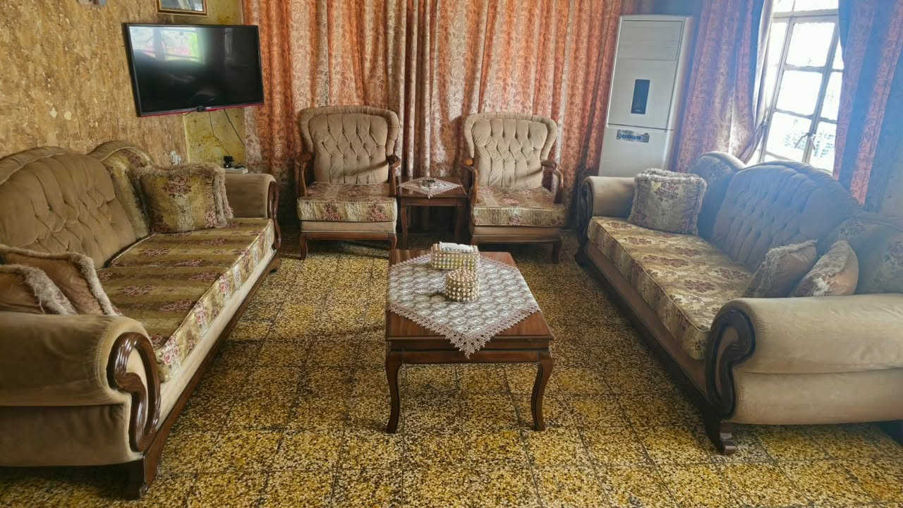 السلام عليكم عندي طخم تركي خشب زان ثقيل مع طبلاته عشره مقاعد وبدون اي ضرر عنوان بغداد المشتل السعر  ٦٠٠ الف بيه مجال


**إذا كنت صاحب هذا الإعلان وتريد حذفه لأي سبب، رجاءا أرسل رسالة إلى الدعم الفني**