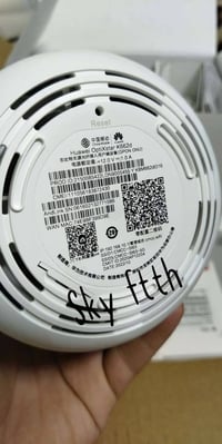 توفر الراوتر الخاص بالكيبل الضوئي من شركة huawei العملاقة نوع K662D وا...