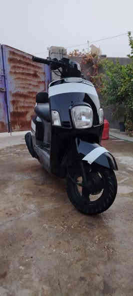 بولايس البيع كابريتر  بوشة 49 بلادي دراجة كاملة مكملة ديالي المفرك مابيهة نقص السعر خاص مراسل ة على هاذ رقم ***********
