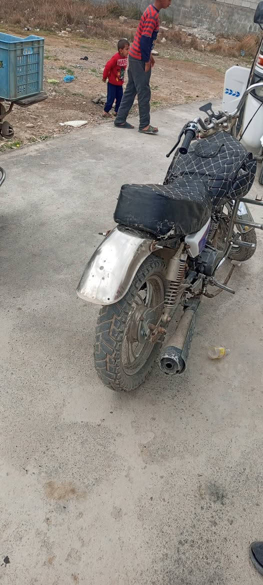 دراجه جني محرك ستوته دراجه خير من الله وين ماريد روح بيها بدون اوراق أكفلها من كلشي السعر150وبيها مجال مكان ديالى***********
