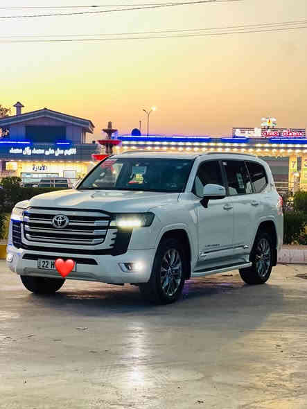 سلام عليكم 
للبيع لاندكروز موديل 2022 ساز اصل  
مواصفات السياره 
فتحة سقف 
جنطة كهرباء 
كراسي جلد 
كراسي كهرباء 
شاشات تطبيق اصل  
كراسي تدفئة 
كراسي تبريد 
لايت زنون 3 عدسات 
كشاف لايت 
زراك لايت 
3 قطع تبريد 
جامات تصعد وتنزل كهرباء اوتو 
مري كهرباء وشفط 
نضام SPORT
نضام OTOhold
نضام صعود الجبال 
نضام المنحدرات 
داخل جلد بيجي 
بك لايت LED 
كامرات خلفية وامامية 
حساسات أمامية 
حساسات خلفيه 
سياره جديدة حيل
مكان السيارة صويره
السعر المطلوب 660 وبيها مجال 

***********
***********
