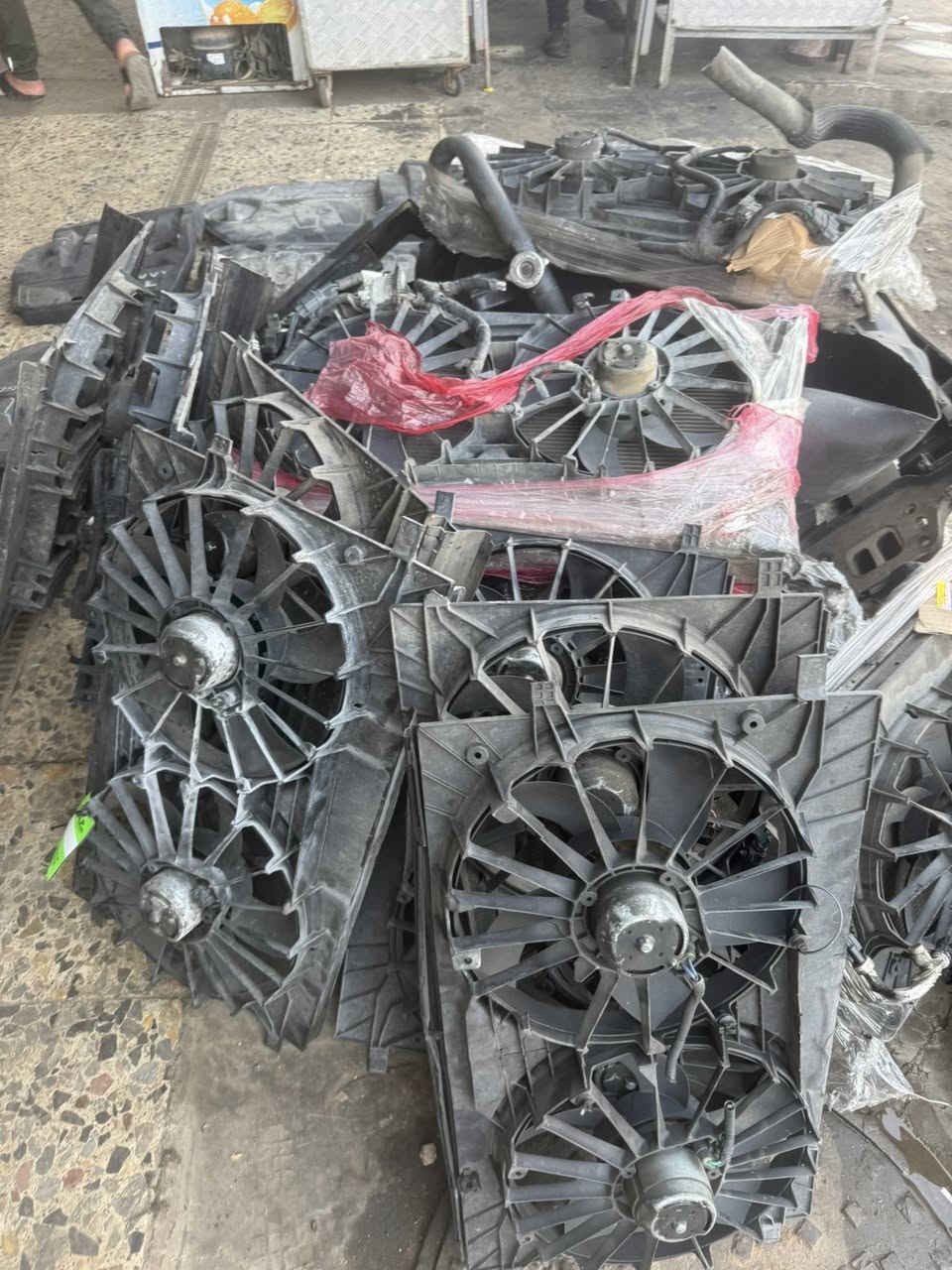 تم بعون الله وصول مروح ورديترات وغطاء. محرك باتريوت مع خدمه توصيل ***********
