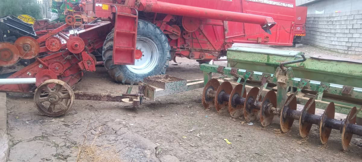 للبیع دسك 10صاج دبل شاصی صاج فرنسی سعری2ملیون مجال مکان قضاء بردرش قریب موصل ***********  ***********  واتساب ڤایبر
