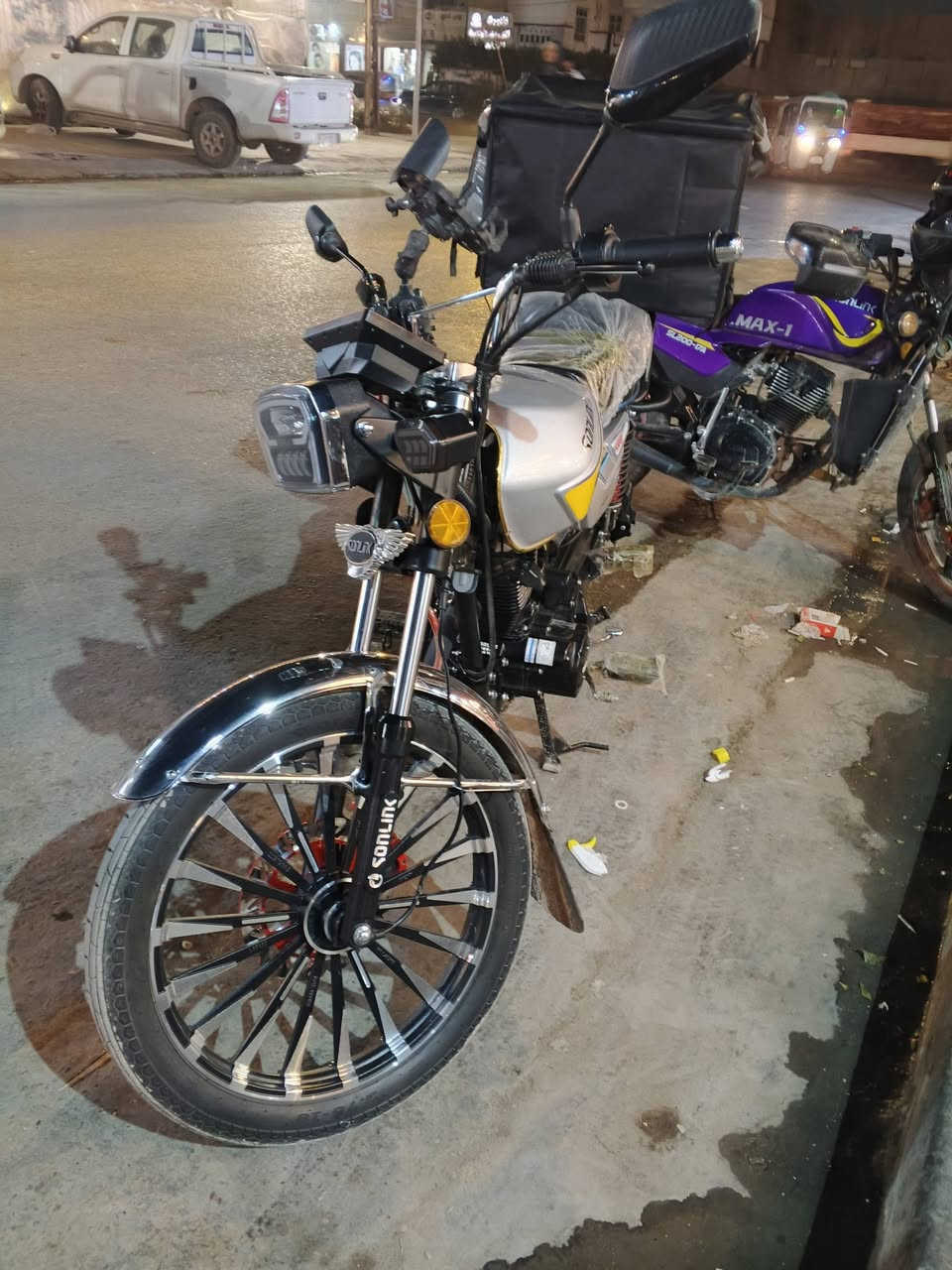 دراجة زيرو ماشية الف للبيع العنوان دورة الدورة ابو دشير السعر 900وبيهة مجال قليل اتصال ***********
