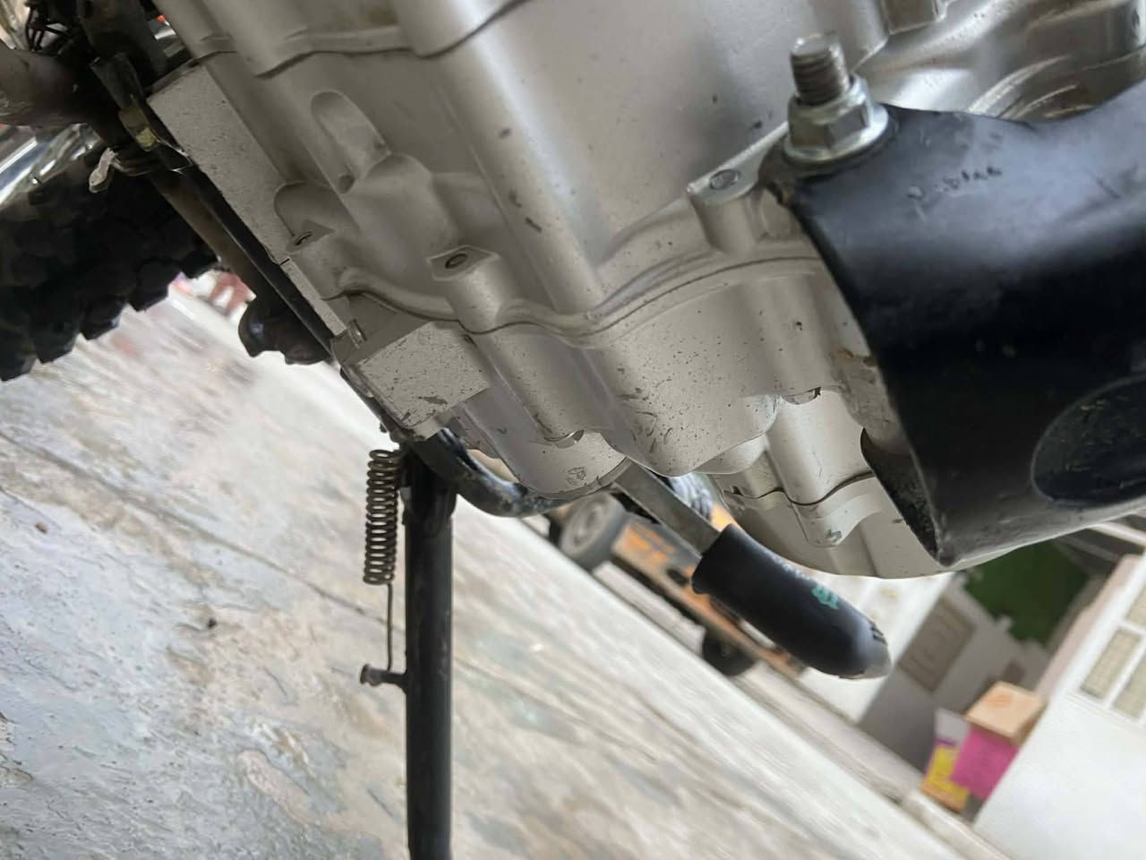 السلام عليكم انتنس للبيع موديل 25 شرط مامفتوحه ابد مابيه لاصرف ولا بخار وبيه شلعه تاكل الكاع نضافه 100%
وانته شوف نضافه المحرك كدام عينك السعر 550 وبيه مجال مكاني كركوك الاستفسار *********** 🤍
