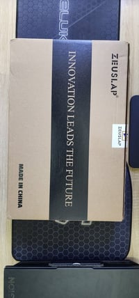 شاشة متنقلة 16انش • Zeus Lap • شاشة لمس