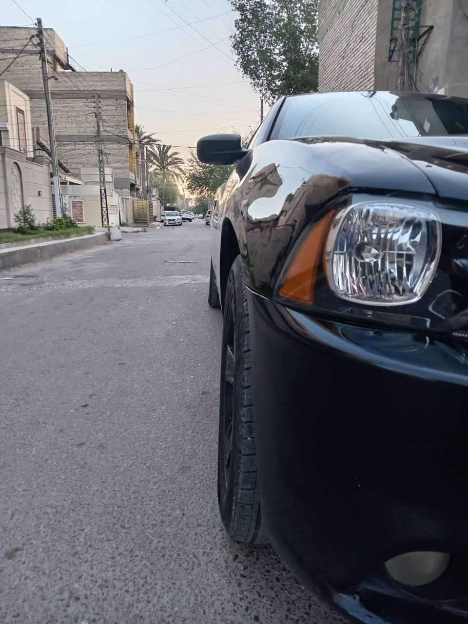 سلام عليكم جارجر للبيع او مراوس حسب القناعه موديل ١٤ حادثهه خشم جاملغ بدون صبغ السياره بيهه بارد مكانات بسيطه مواصفات معروفه فول عدا الفتحه تشغيل ع بعد بصمه ترحيب ع بعد 
كير محرك خير من الله السعر ١٤٥ وبيهه مجال قليل ***********
