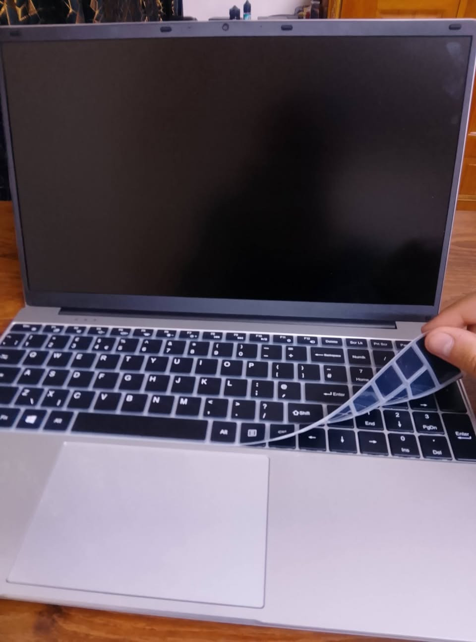 لابتوب جديدة للبيع ما مشحونة ولا مرة
حجمها 15.6 وحوافها نحيفة كلش
الذاكرة 512 ssd  
رام 16 
كارت شاشة داخلي 8 كيكا
معالج انتل n95
نظامها ويندوز 11 برو
ارجع واكرر اللابتوب جديدة ومغلفة من كل مكان حتى اللمس مال لابتوب هم مغلف اذا تلكه بيها شخط واحد تاخذها ببلاش 
للبيع ب390 قفل


**إذا كنت صاحب هذا الإعلان وتريد حذفه لأي سبب، رجاءا أرسل رسالة إلى الدعم الفني**