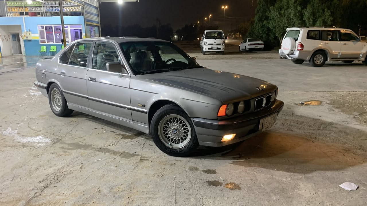 السلام عليكم بيع او مراوس حسب القناعه
535 اصل

رقم بغداد سنويه بعده ماساقطه راعيه بشارع فلسطين

 كير ومكينه جدد 

حداديه حلوه ٪؜80

تبريد شغال 

تخم تاير نضيف ويل خليه 

فتحه سلايت 

غرفه نضيفه كشنات جلد كهرباء

كهربائيات كله شغاله مابيه كلوب نقص

بجم عريض 

لايت زنون ناصي 

نصبته حلوه كاعده السياره

بيه نواقص كلش بسيطه مافارغ اسويهن 

سعره ٥٥ وبيه مجال

مكاني نجف / كوفه

رقمي *********** خابرني وتدلل
