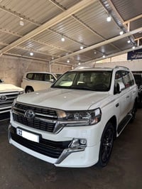 LAND CRUISER 2021تويوتاالاندكروز المواصفات: ساز فول مواصفات  سلايد(فتح...