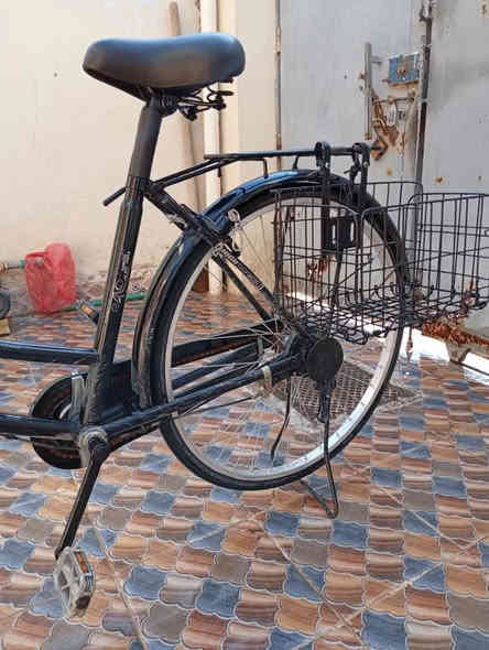 السلام عليكم ورحمة الله وبركاته بسبب الوعود الكاذبه اعاده النشر  بايسكل بناتي حجم 26للبيع واسط العزيزيه السعر خاص او الاتصال على الرقم /***********
