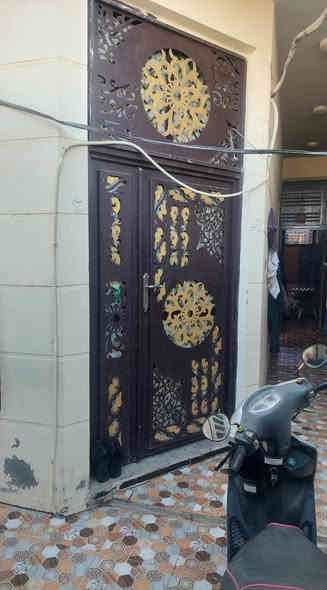 🏠 بيت للبيع – الديوانية / حي الشرطه – الشارع الكادميه 
..

📐 المساحة: ١٠٠متر
📏 الأبعاد: الواجهة ٥ متر | النزال ٢٠ متر
🏗️ نوع البناء: الطابق الأول كونكريت – 

🔹 تفاصيل الطابق الأول:
استقبال - صالة - مطبخ - طارمة - صحيات خارجيه وداخليه

💡 موقع العقار: حي الشرطه – شارع الكادميه البيت عله الشارع 
💰 السعر: قفل١٠٥مليون مطلوب اسكان ٢٧
وباليد ٧٥

📞 للتواصل: عبر الخاص
ـــــــــــــــــــــــــــــــــــــــــــــــ***********ـــــــــــــــــــــــــــــــــ
#_اكبر_بيج_عقارات_في_الديوانية
#بيت #دار #عقار #الديوانية #حي_الشرطه #عقارات_العراق #بيت_للبيع
