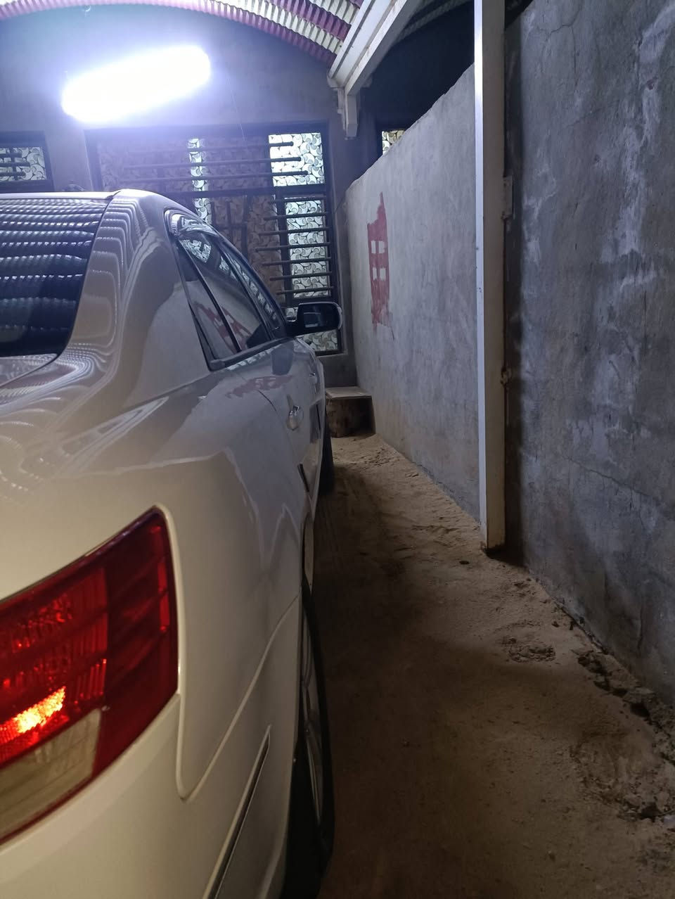 سلام عليكم سوناتا مديل 2010 خليجي محرك 2400 اربع حساسات سياره جاهزه حداديه جديده  بيهه صبغات بصيطه مكان ديوانيه قضاء غماس السعر 125وبيهه مجال ***********
